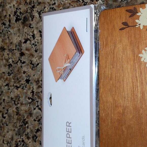 Hallmark Memory Card Keeper Wood Covers New Always In Our Hearts Keepsake Book - Picture 2 of 4